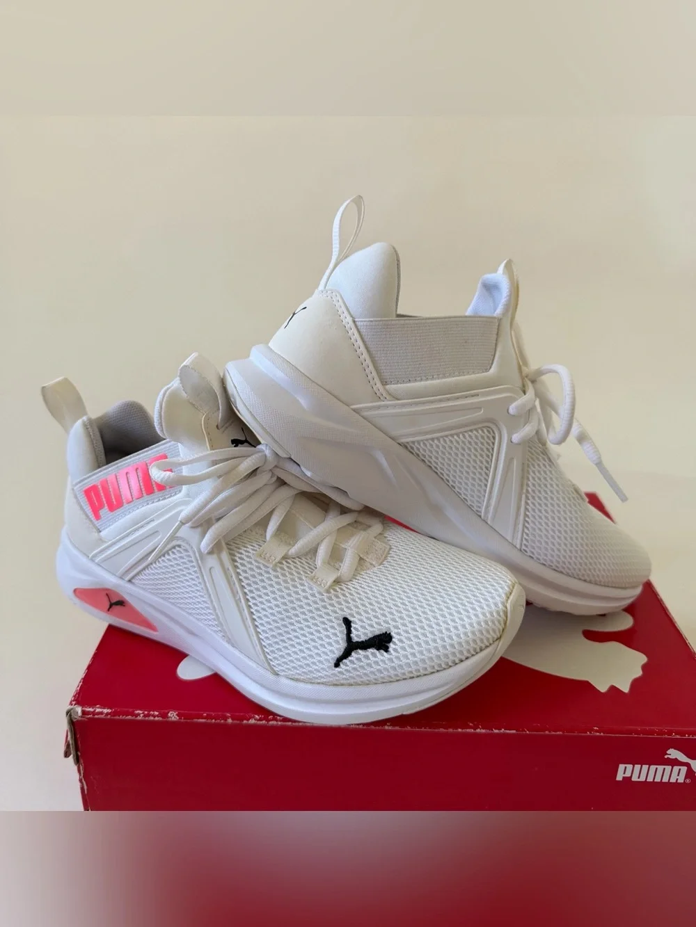 Puma Women's Enzo 2 Training Lace Up Shoes NEW IN BOX White/Ignite Pink 6.5M